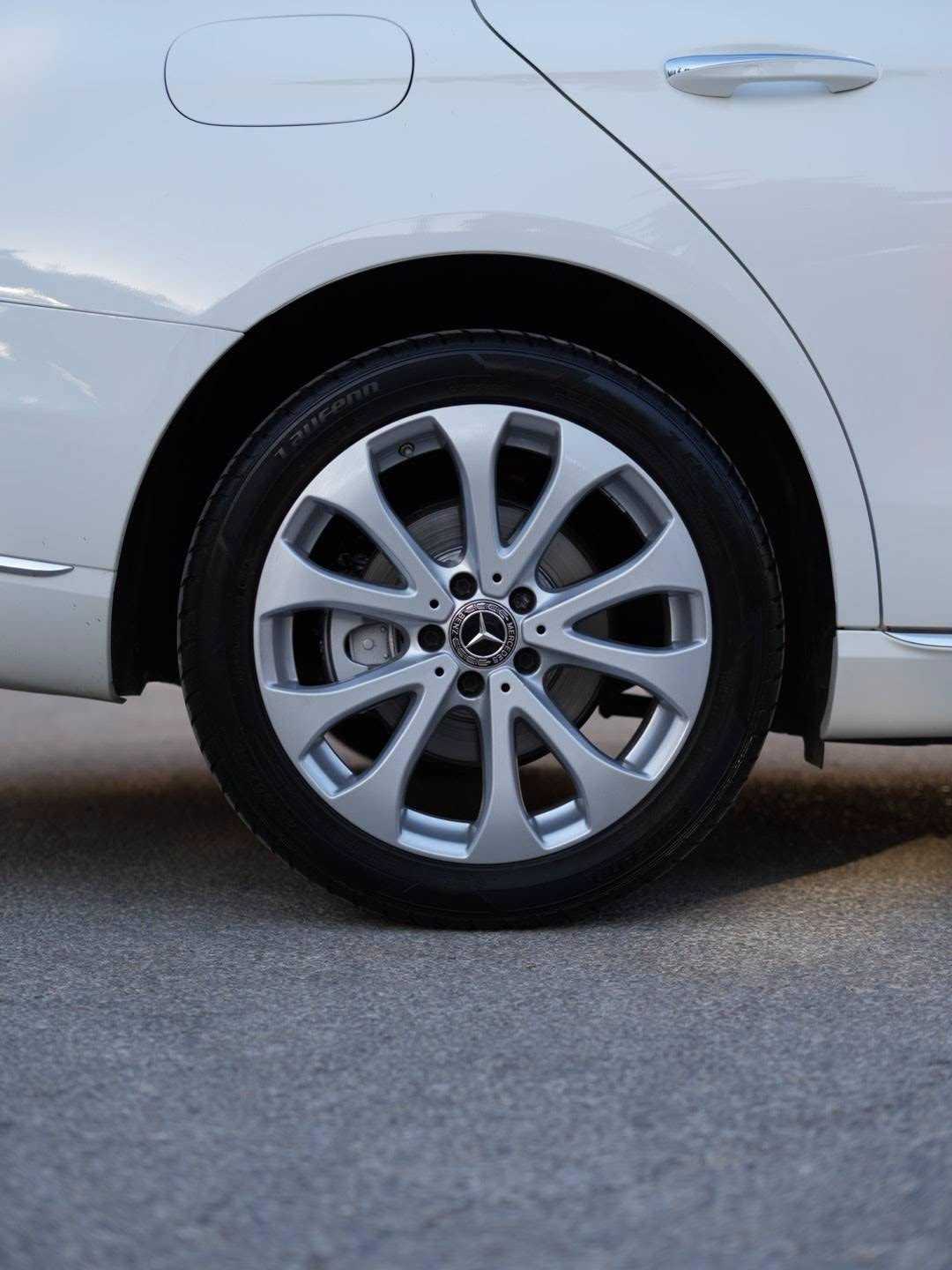 Mercedes Benz E300 2019
