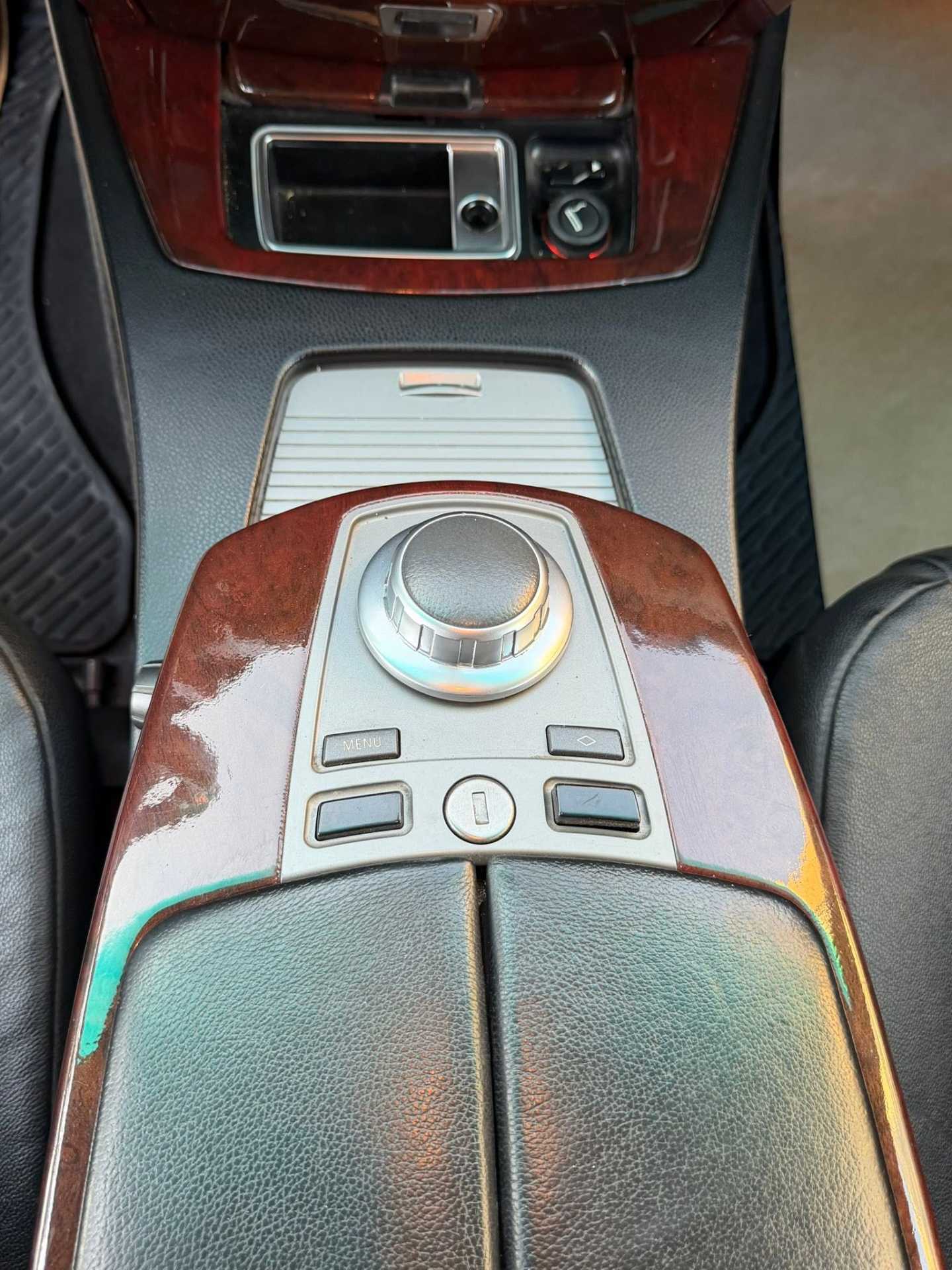 BMW 730 2007
