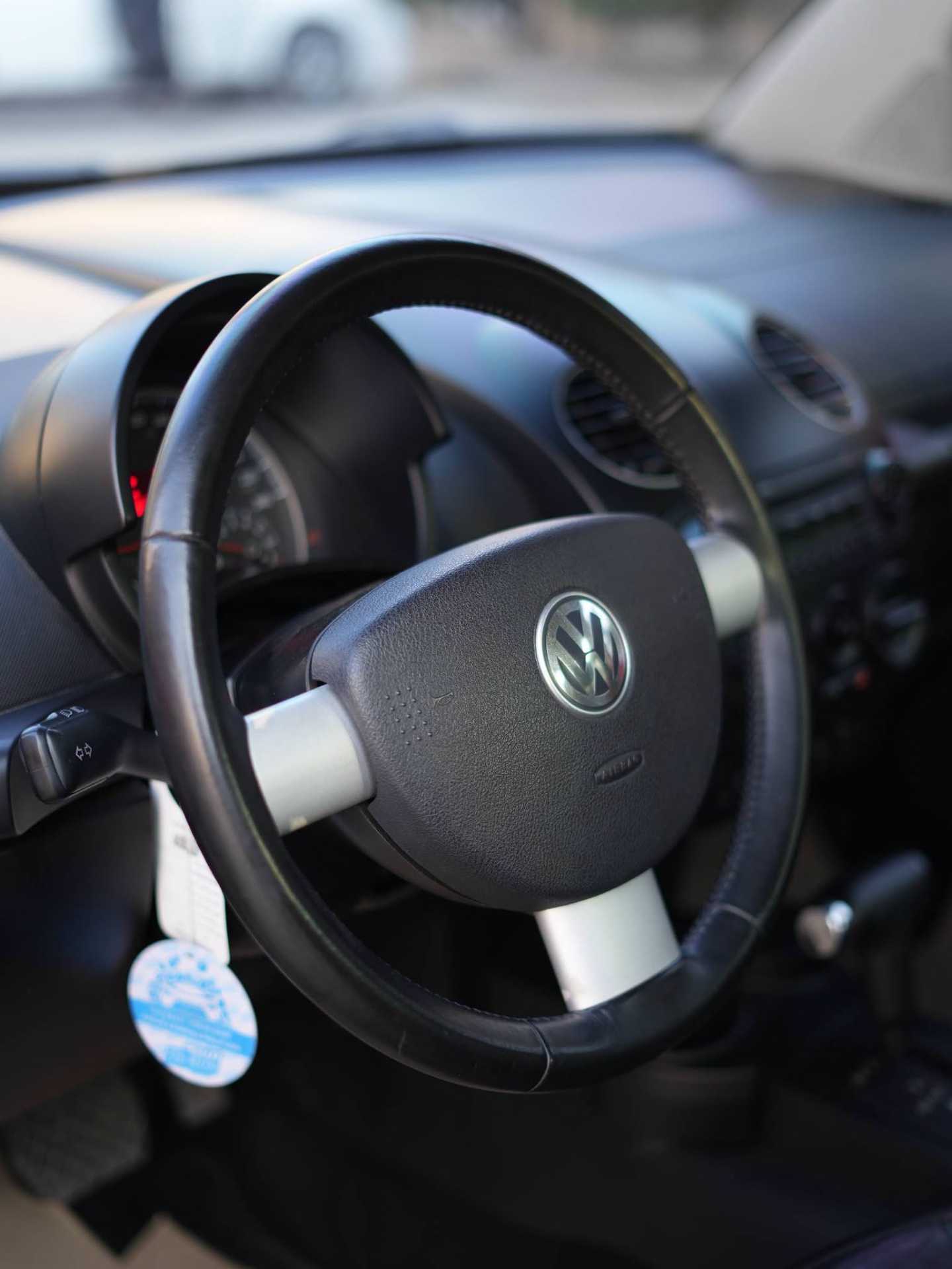 Volkswagen Beetle 2011