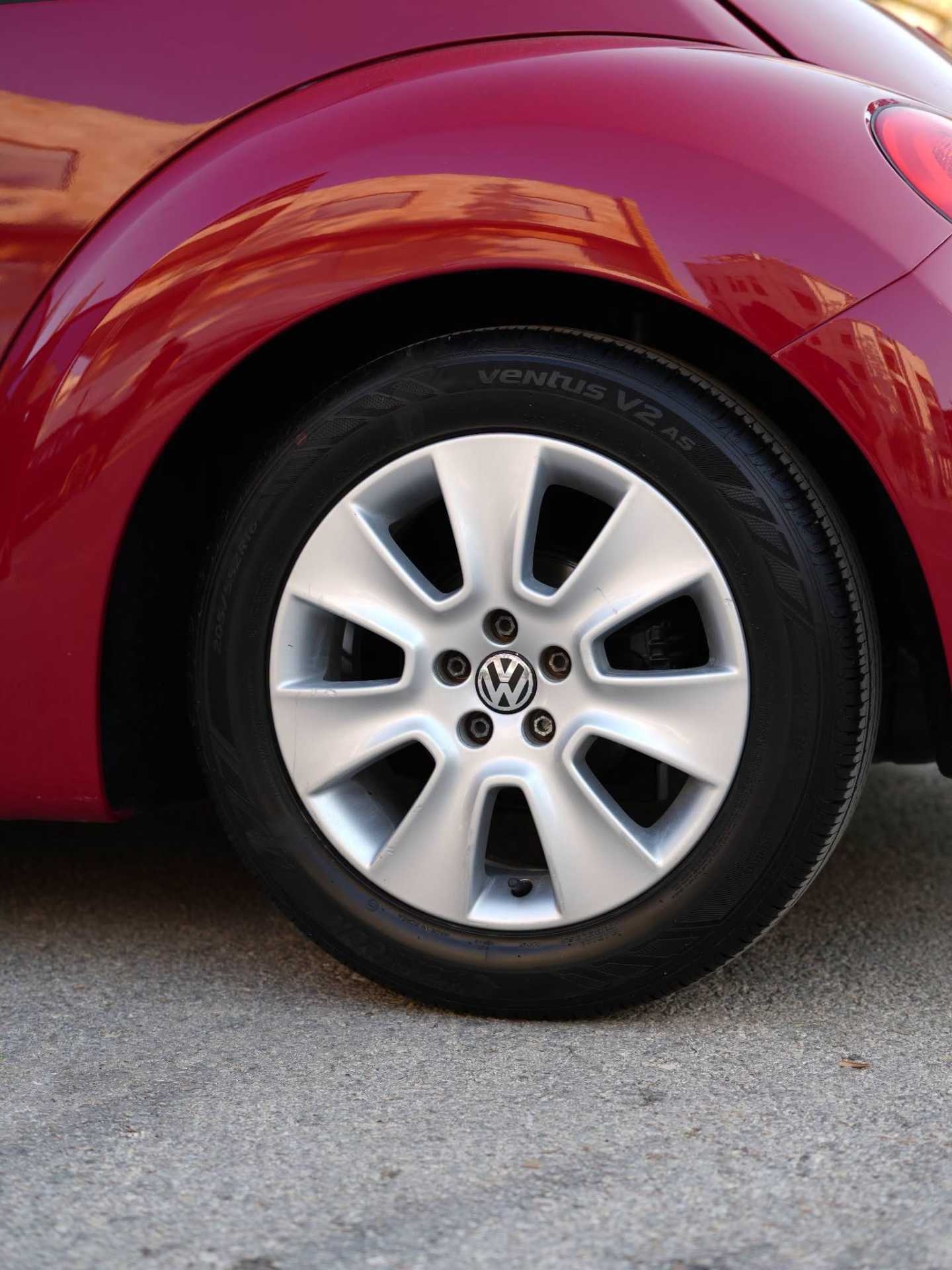 Volkswagen Beetle 2011
