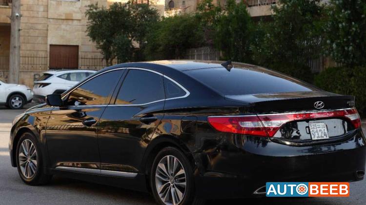 Hyundai Grandeur 2012