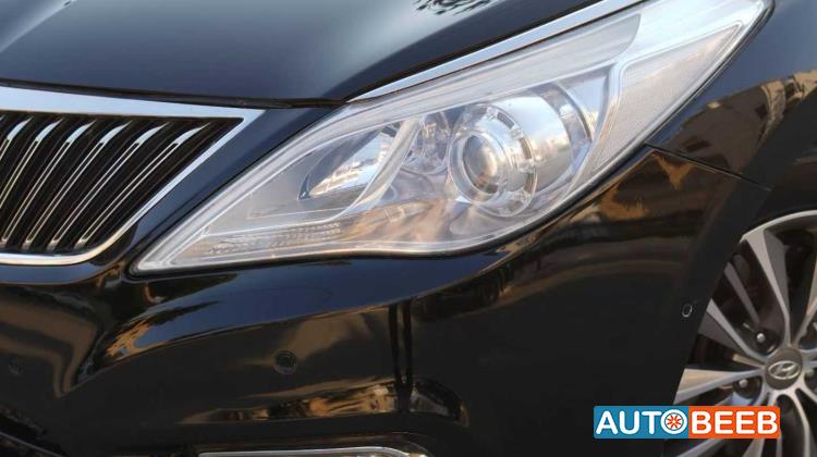 Hyundai Grandeur 2012