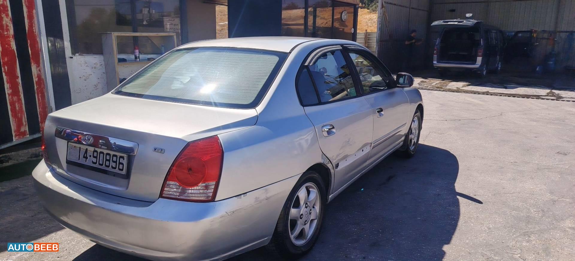 هيونداي افانتي 2004