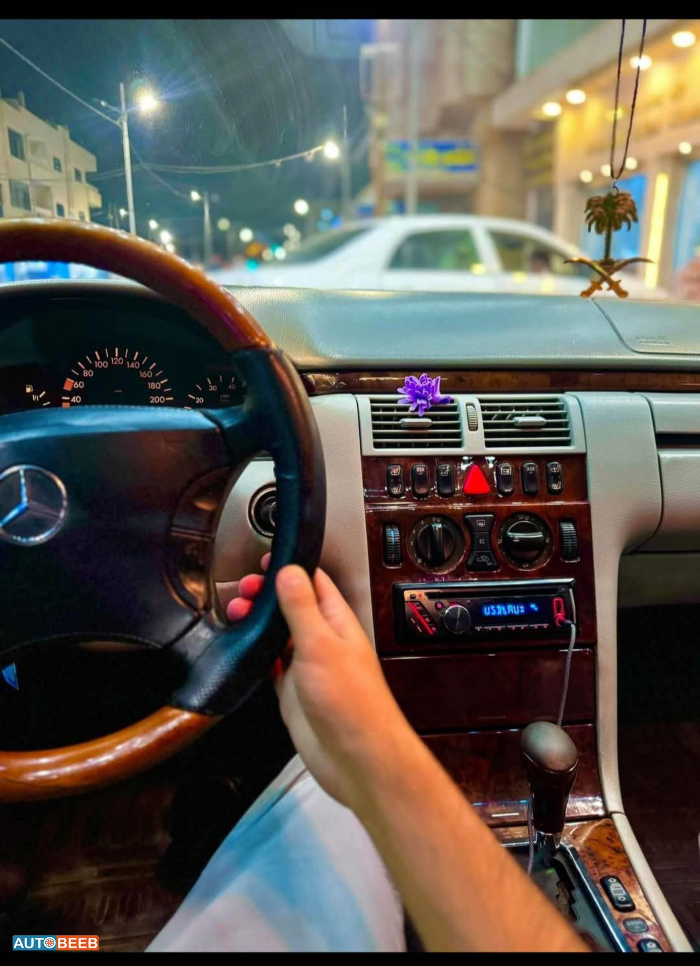 مرسيدس بنز E200 1998