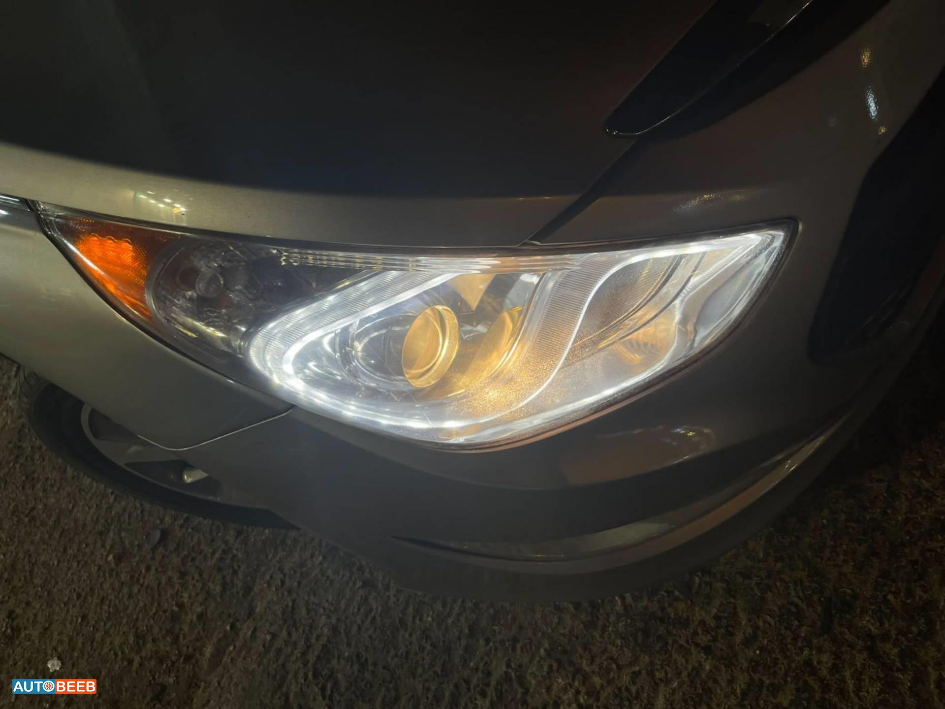 Hyundai Sonata 2012