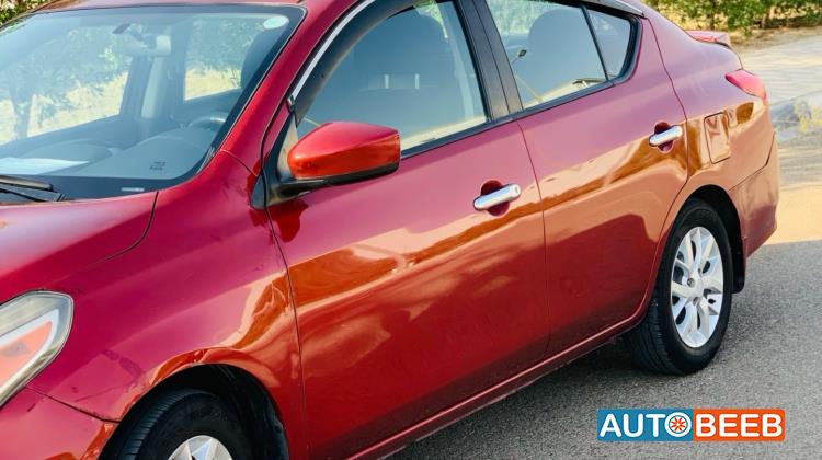 Nissan Versa 2018