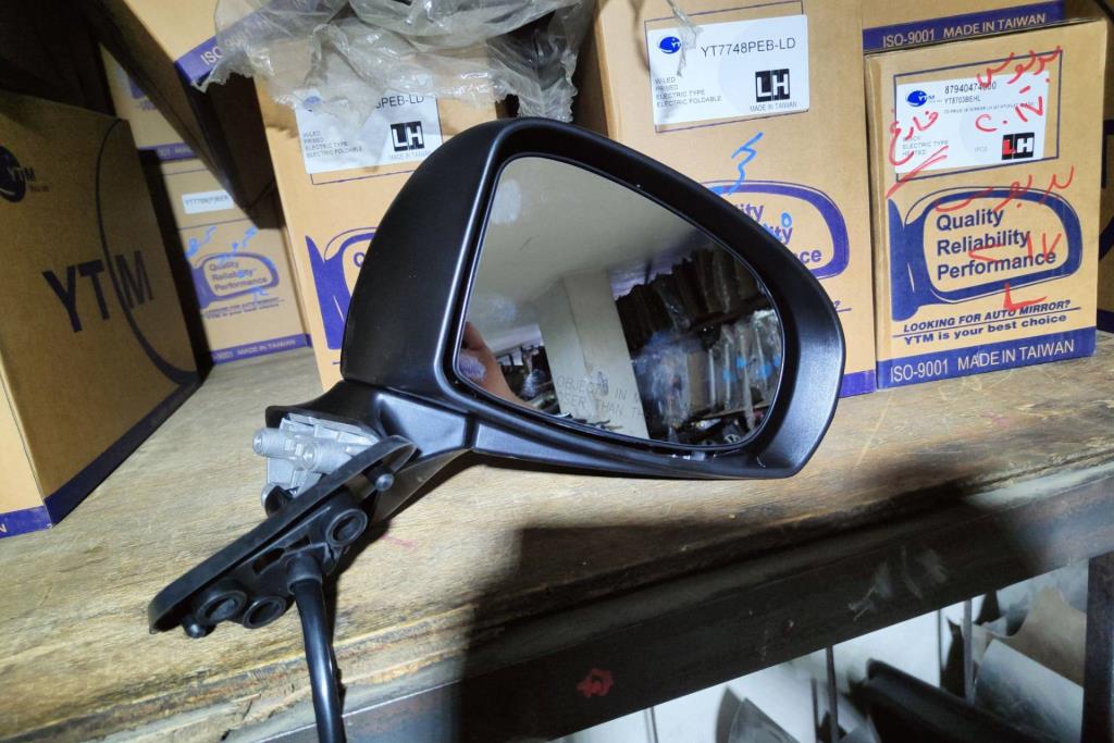 Body  Wing Mirror Toyota Prius