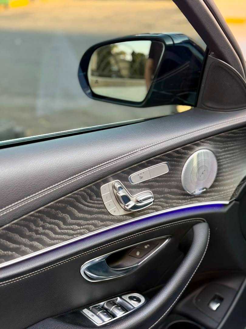 Mercedes Benz E350 2022