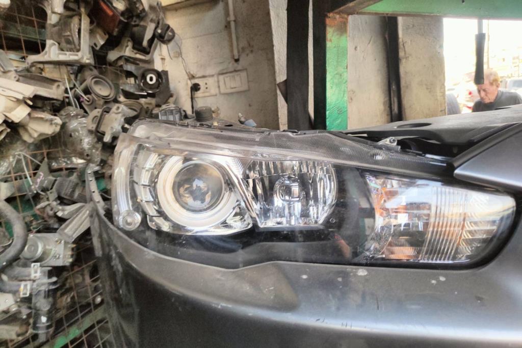 Lights Front light Mitsubishi Lancer