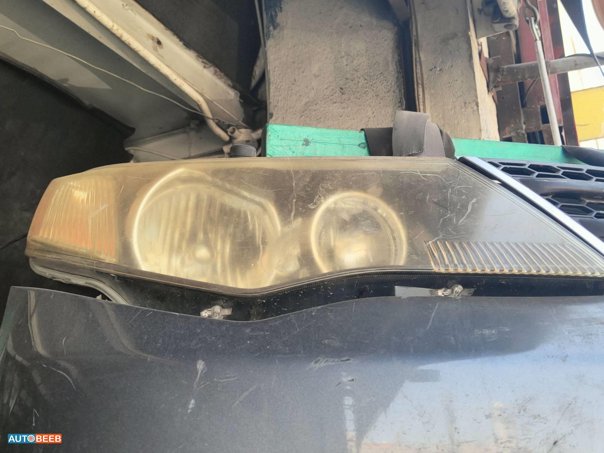 Lights Front light Mitsubishi Outlander