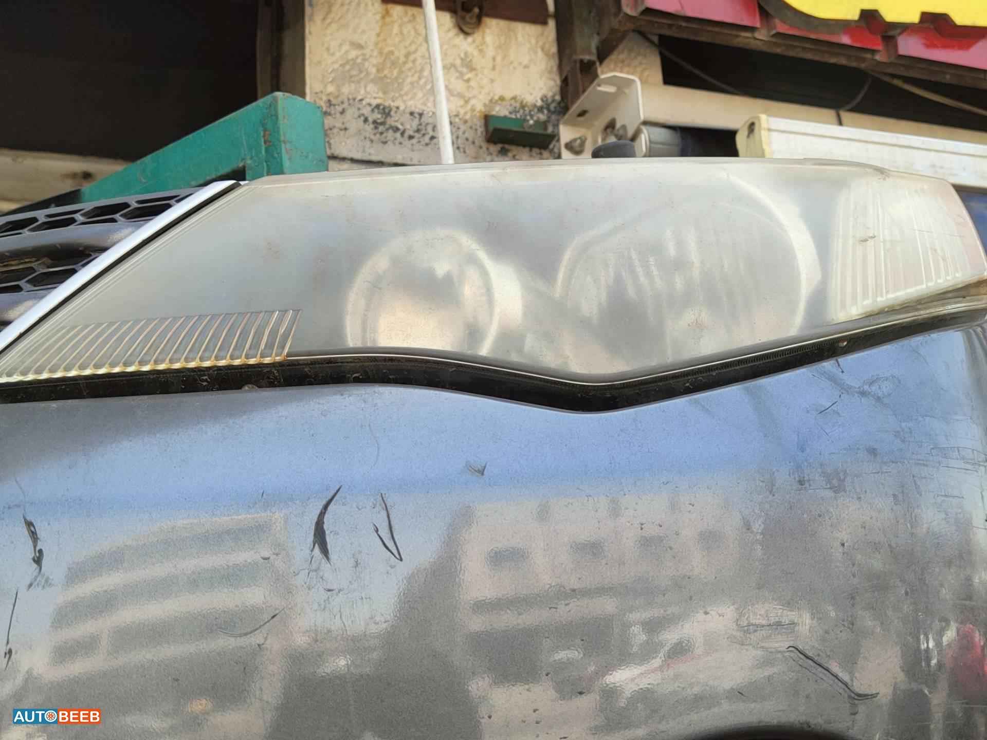 Lights Front light Mitsubishi Outlander