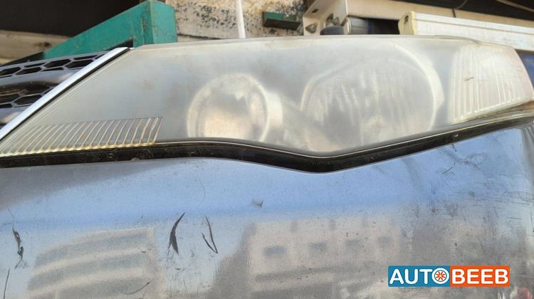 Lights Front light Mitsubishi Outlander
