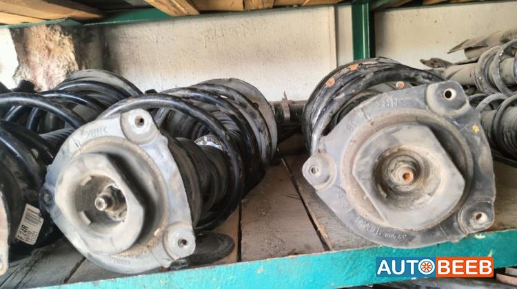  Shock Absorber Nissan Leaf