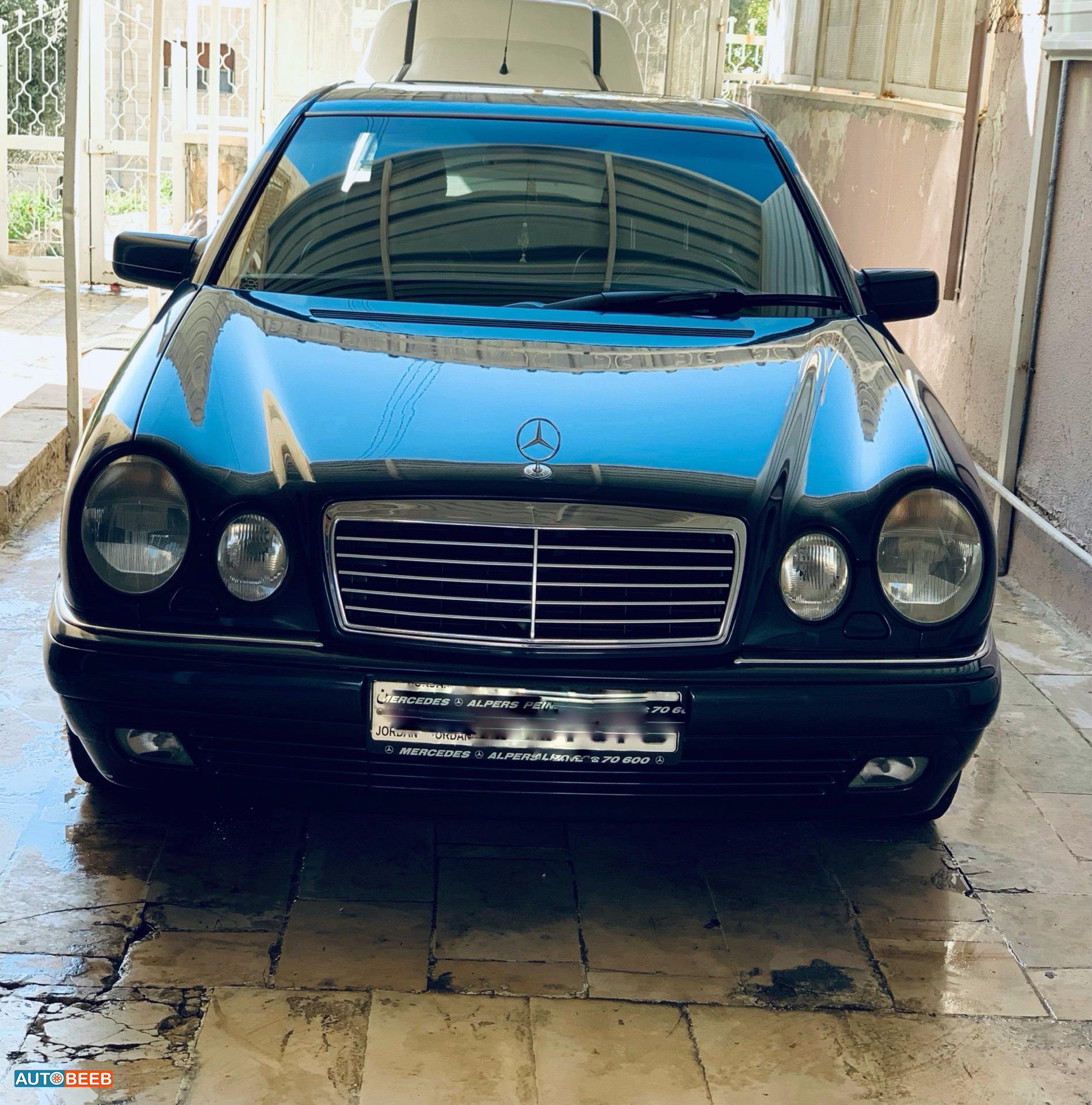 مرسيدس بنز E200 1998