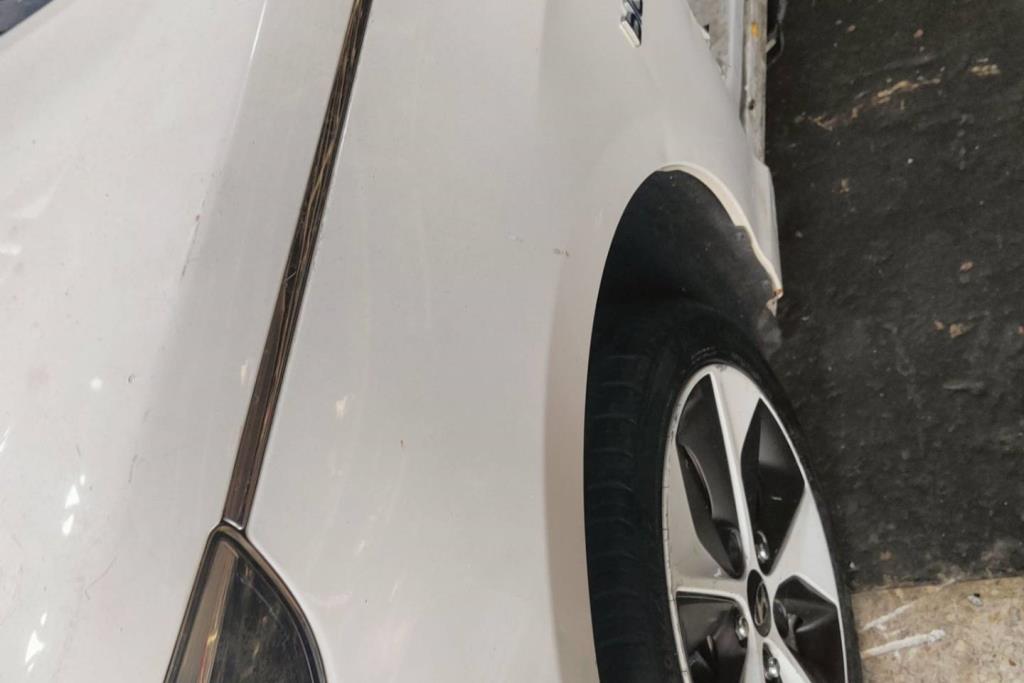 Body  Fenders  Hyundai Sonata