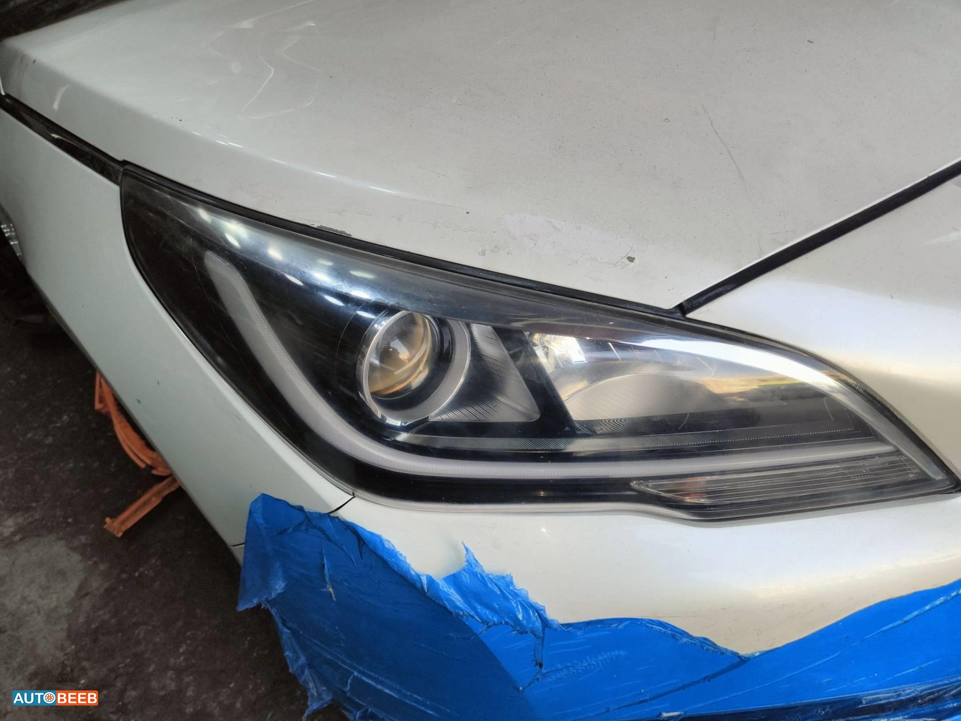 Lights Front light Hyundai Sonata