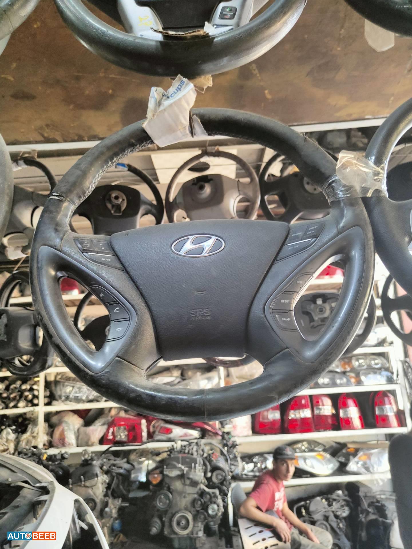 Cabin  Steering Wheel Hyundai Sonata
