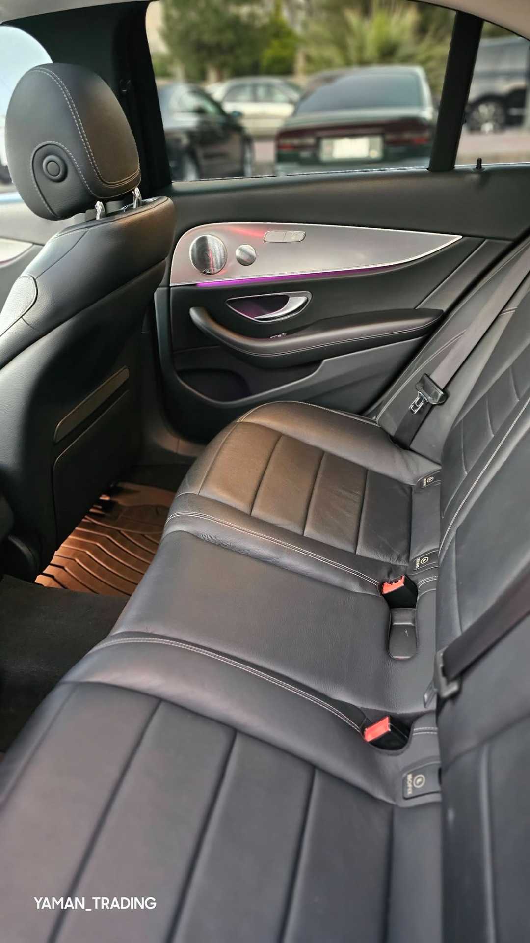 مرسيدس بنز E300 2025