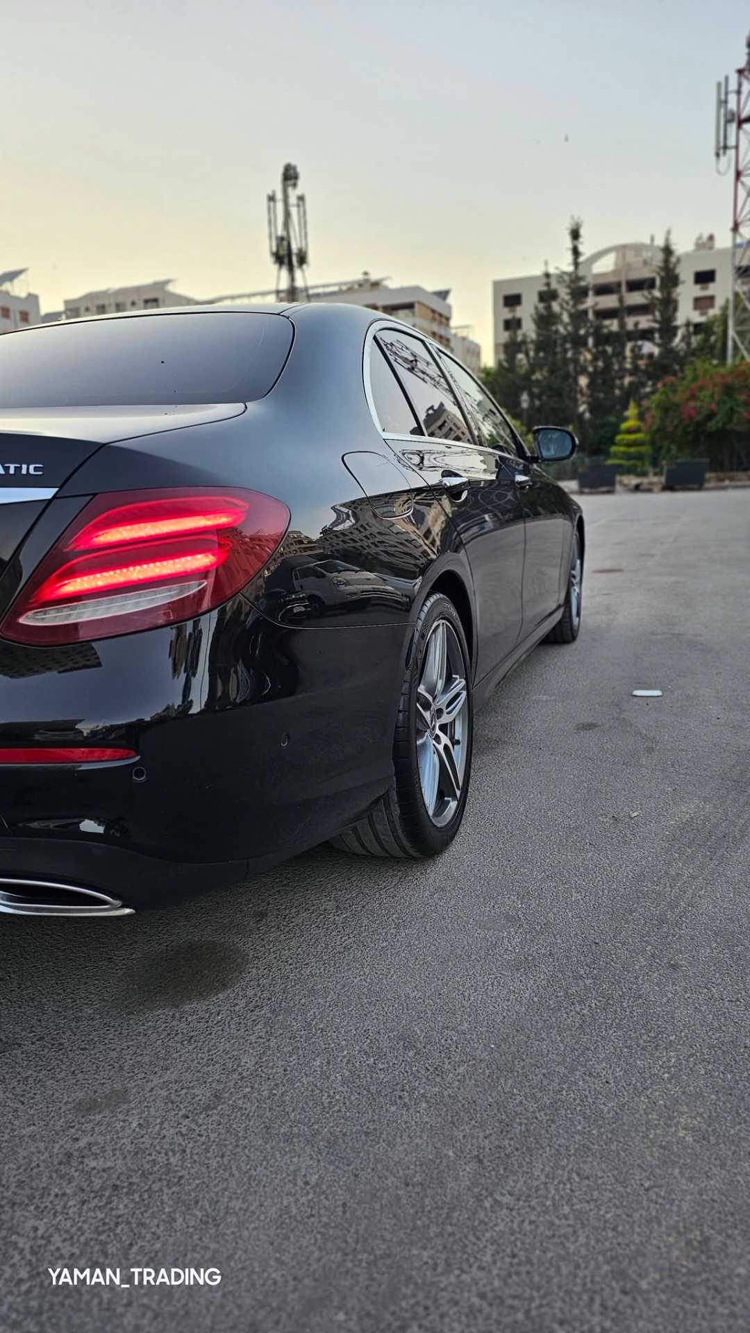 مرسيدس بنز E300 2025
