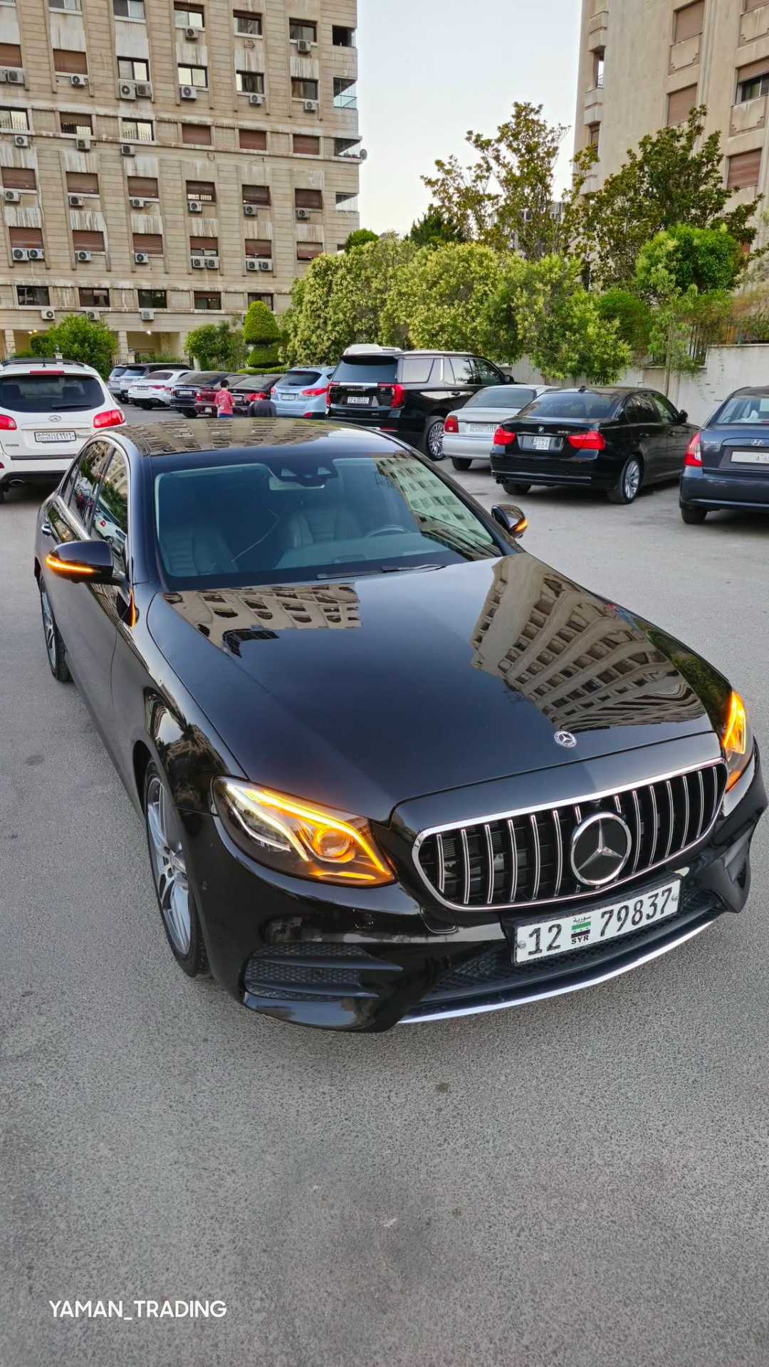 مرسيدس بنز E300 2025