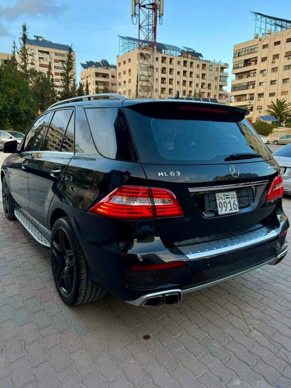 Mercedes Benz ML63 AMG 2015