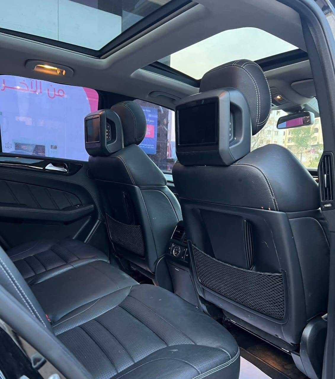 Mercedes Benz ML63 AMG 2015