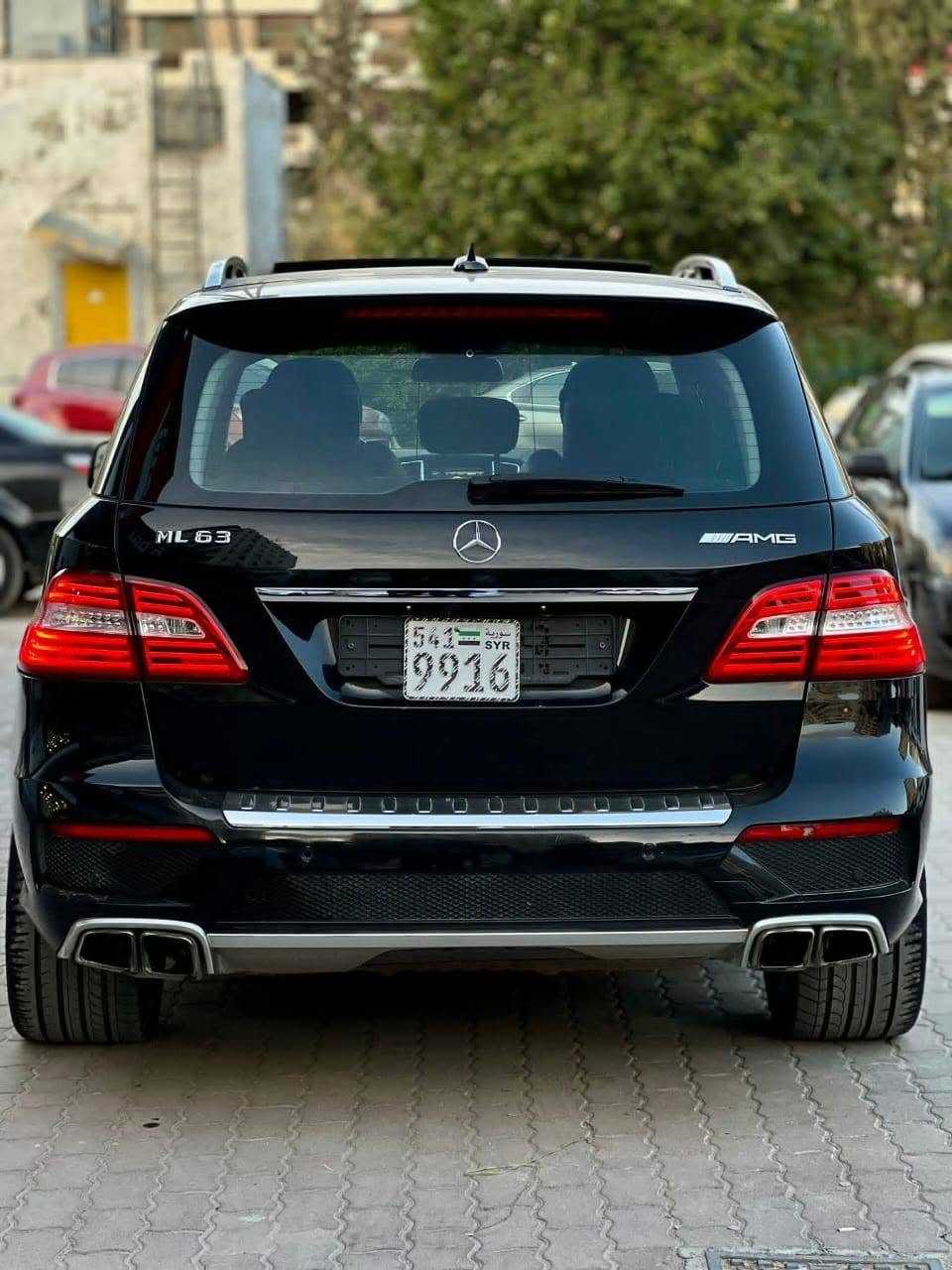 Mercedes Benz ML63 AMG 2015