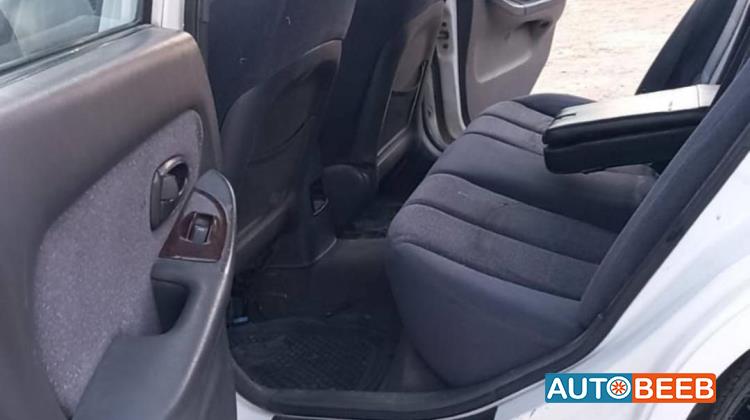 Hyundai Avante 2001