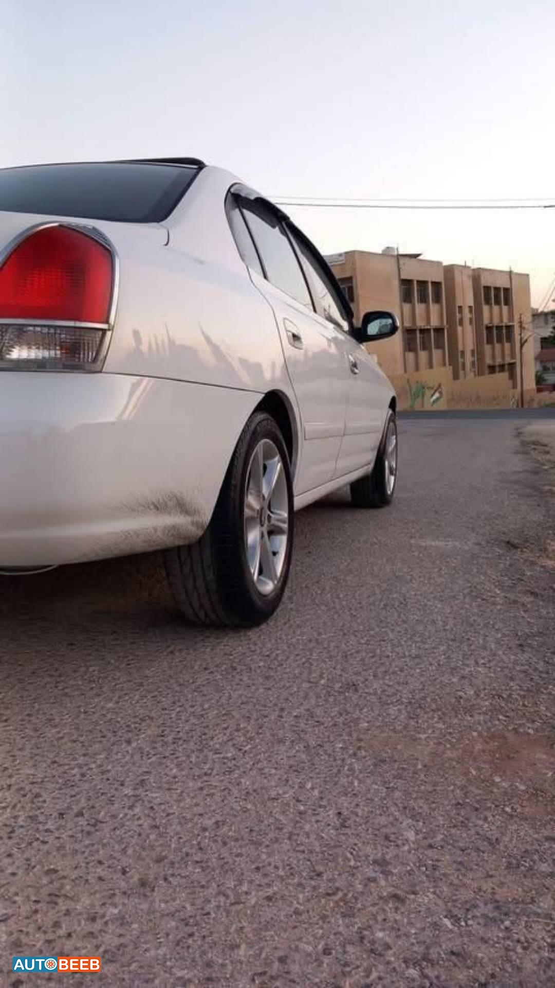 Hyundai Avante 2001