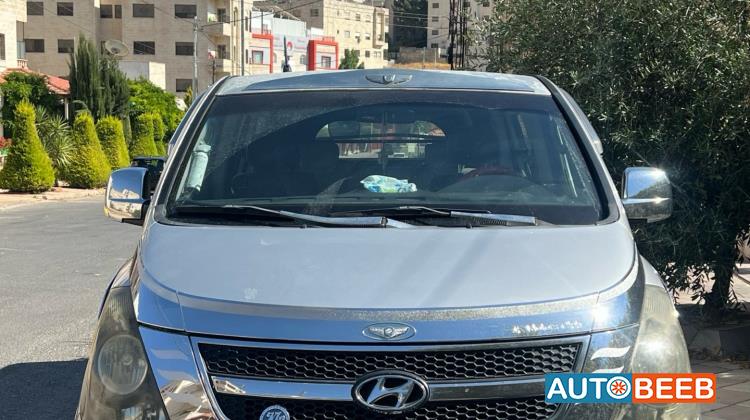 ميني باص هيونداي 2009