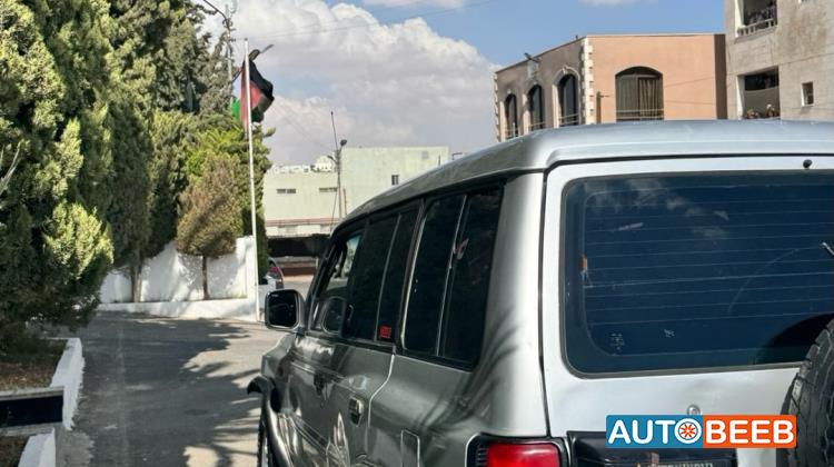 Mitsubishi Pajero 2000