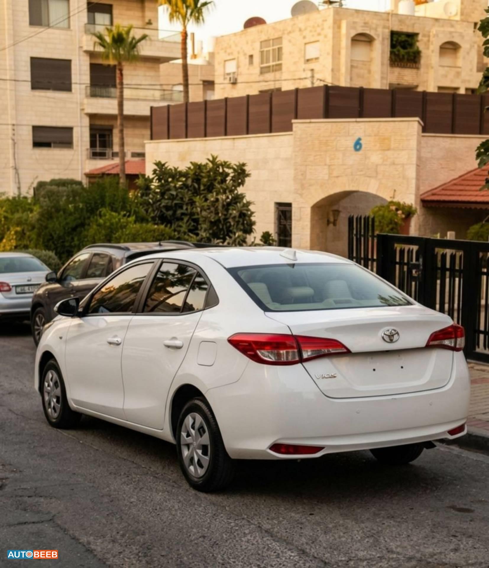 تويوتا ياريس 2022