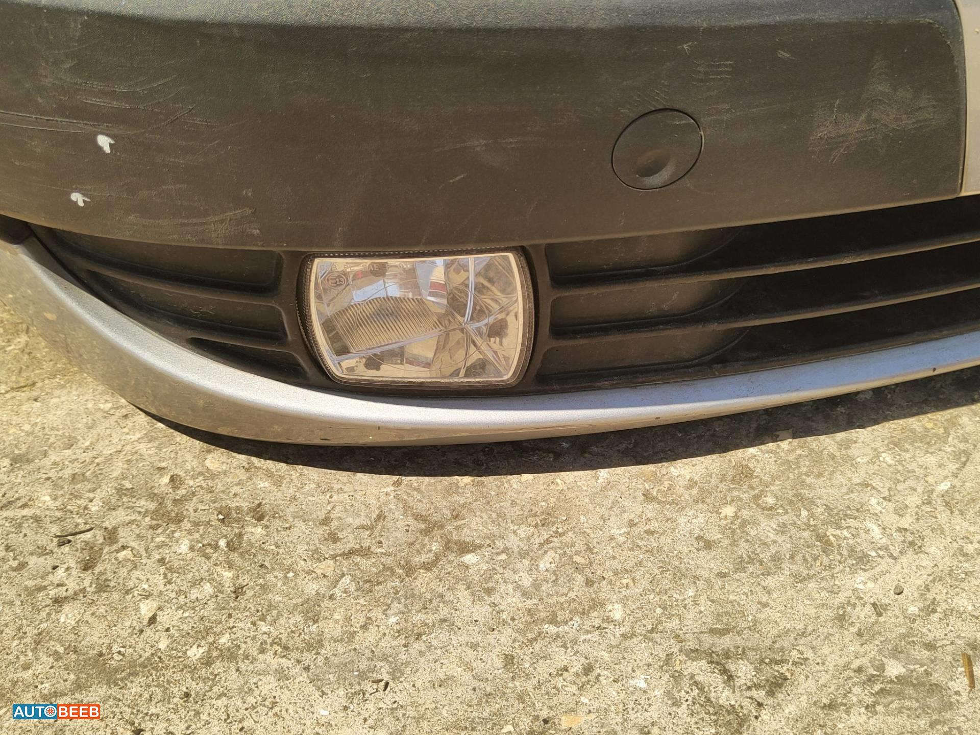 Lights Spotlight KIA Rio