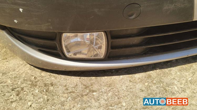 Lights Spotlight KIA Rio