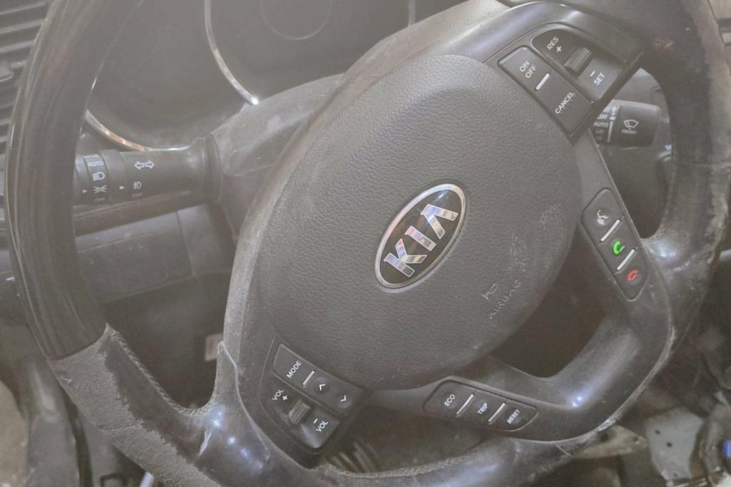 Cabin  Steering Wheel KIA Optima