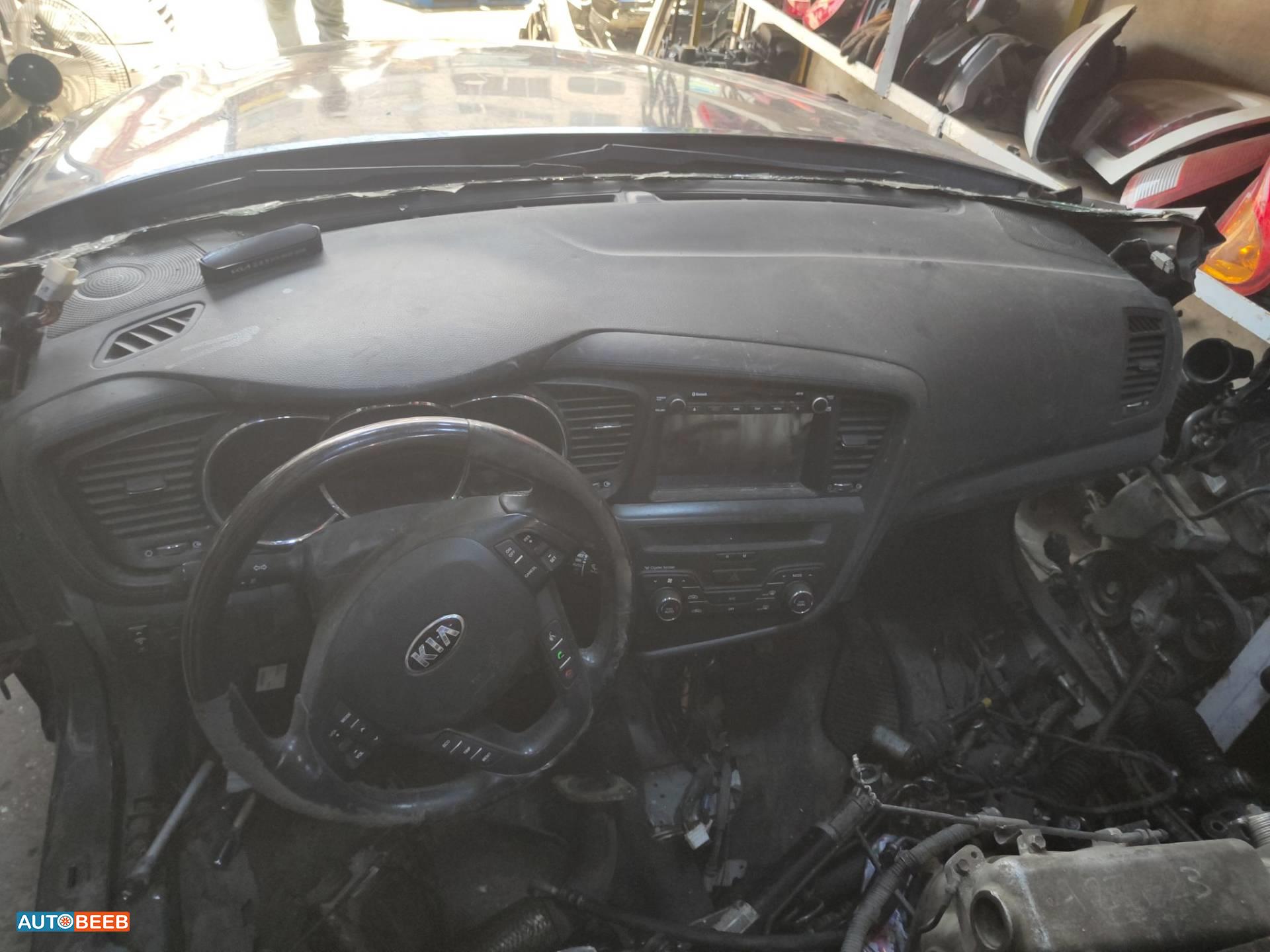 Cabin  Dashboard KIA Optima