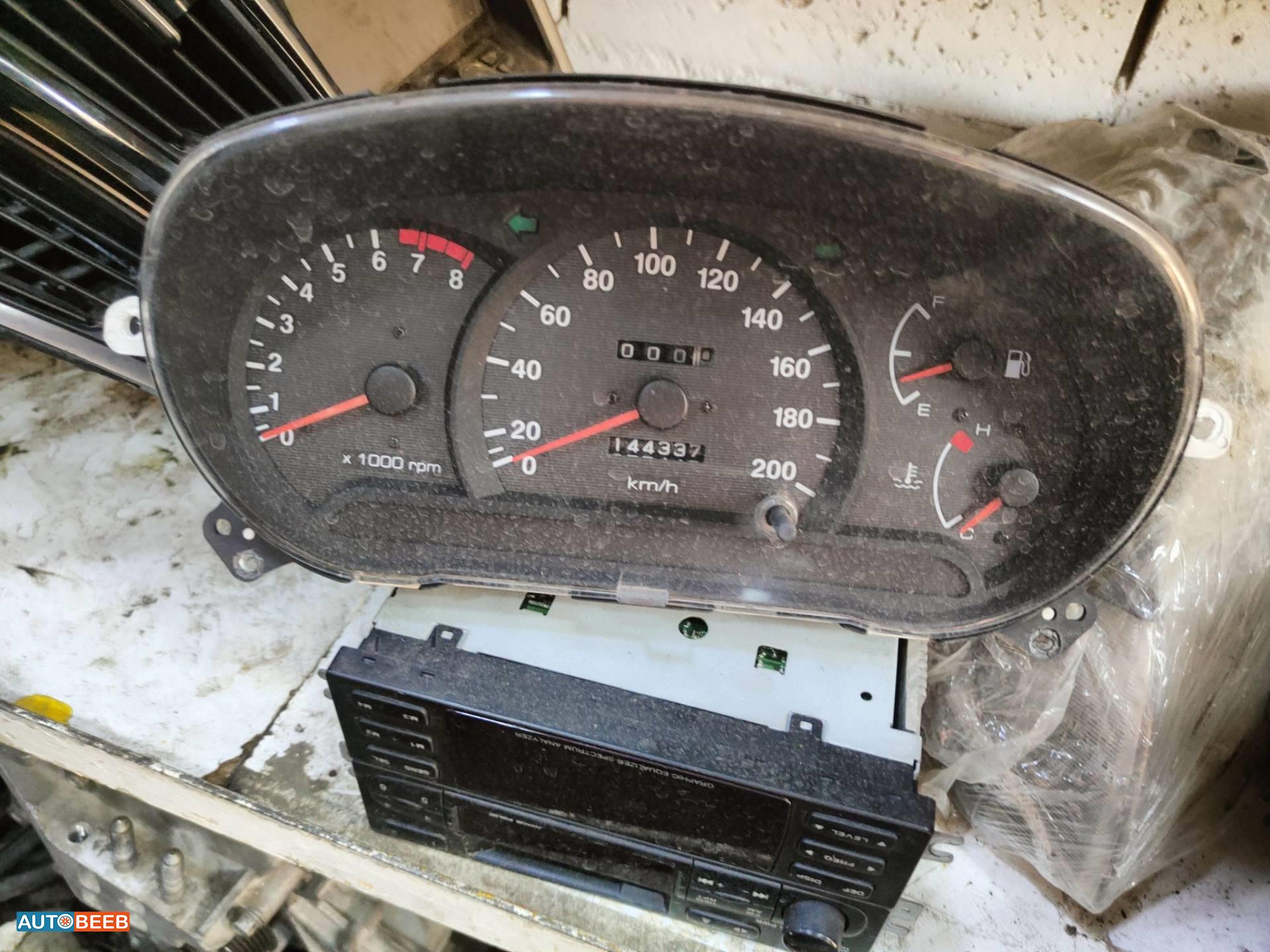 Cabin  Dashboard Hyundai Verna