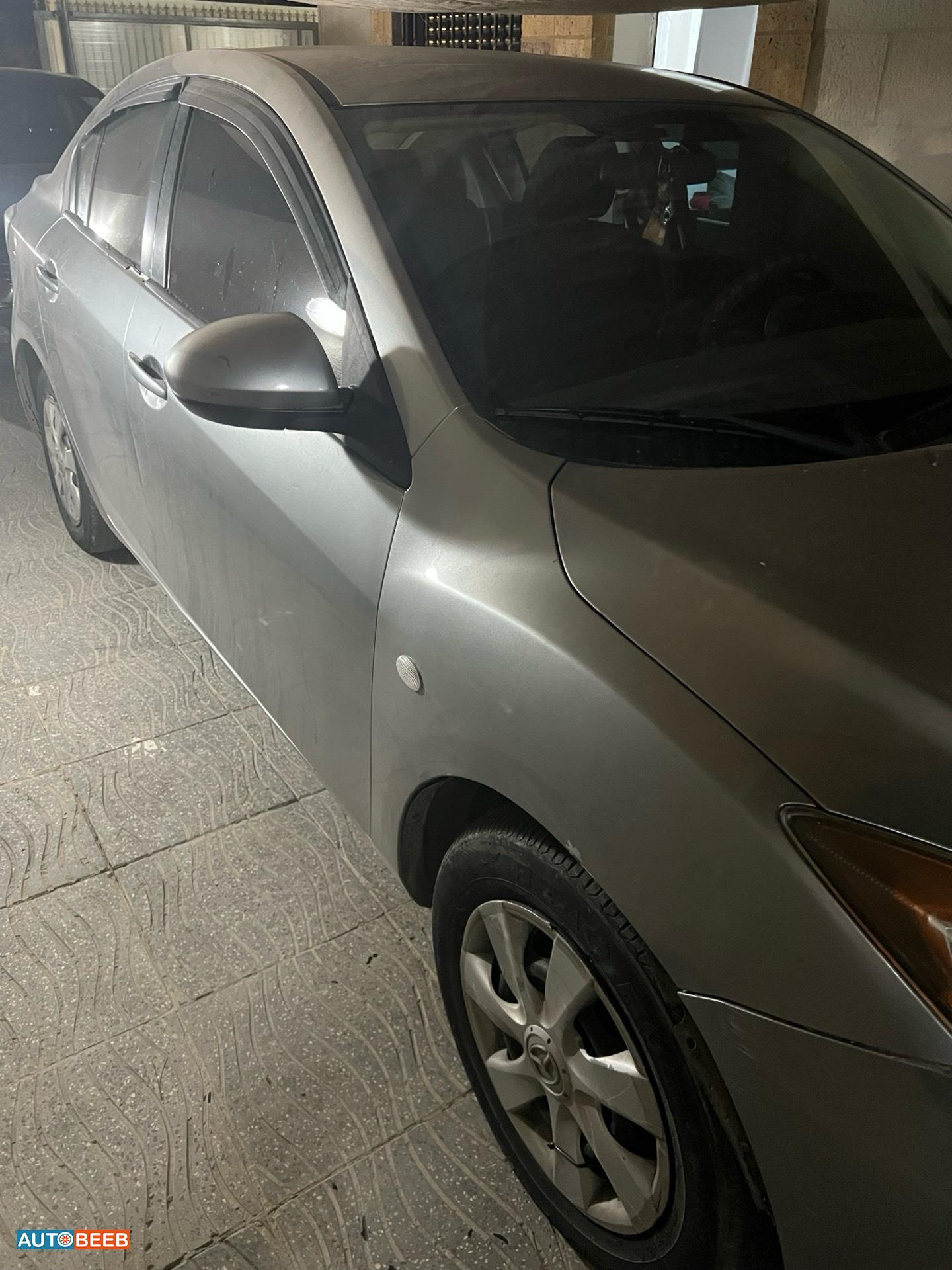 Mazda 3 2012