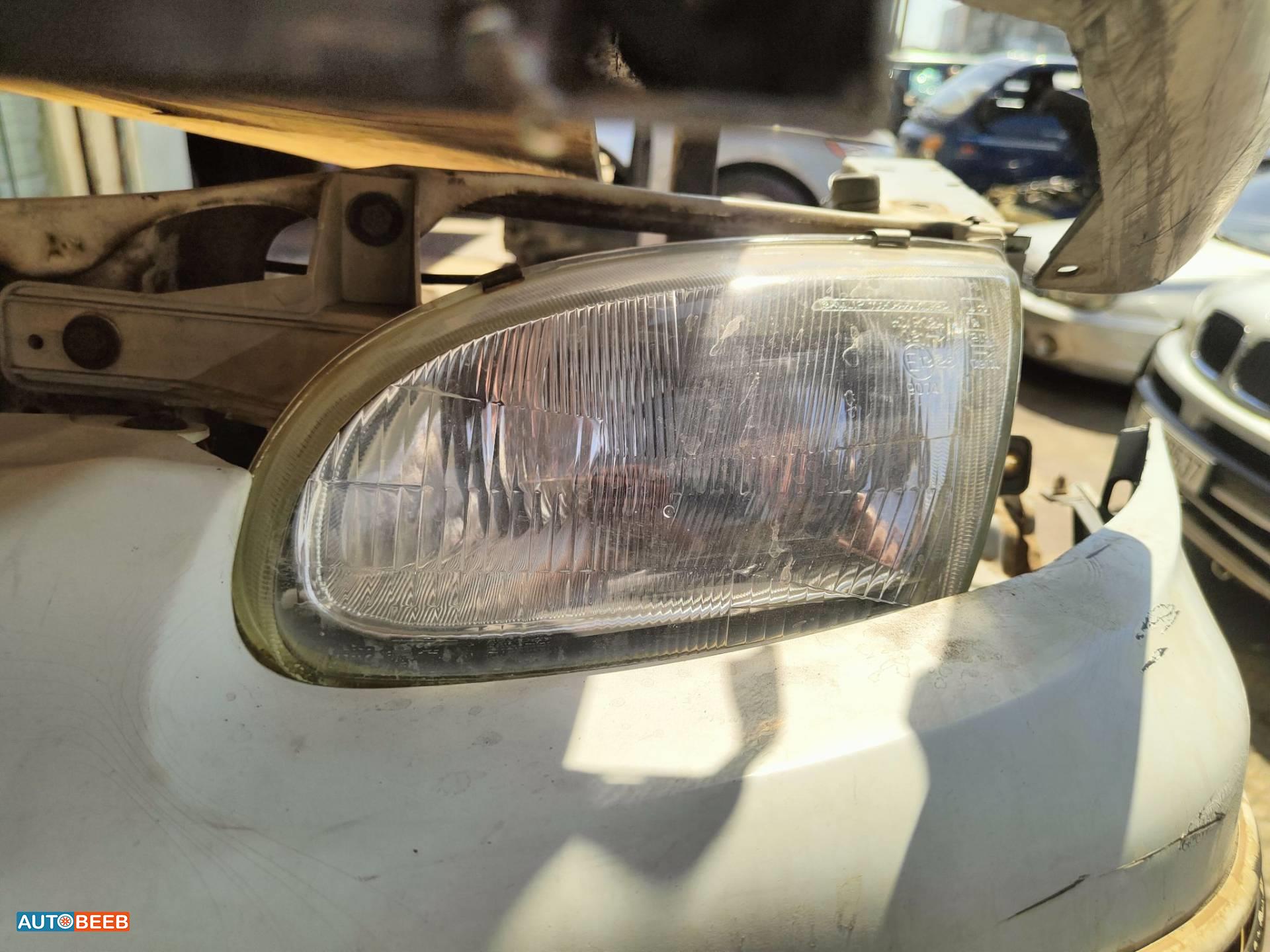 Lights Front light Hyundai Accent
