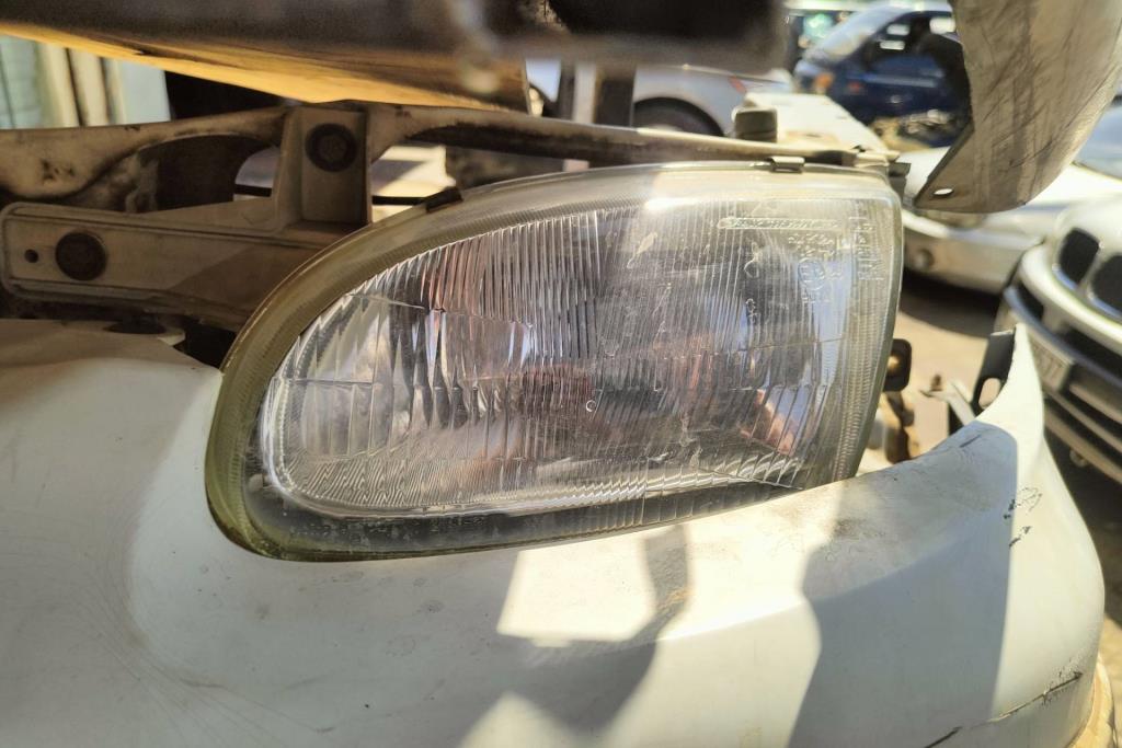 Lights Front light Hyundai Accent