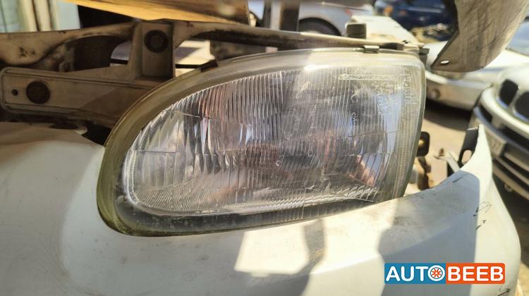Lights Front light Hyundai Accent