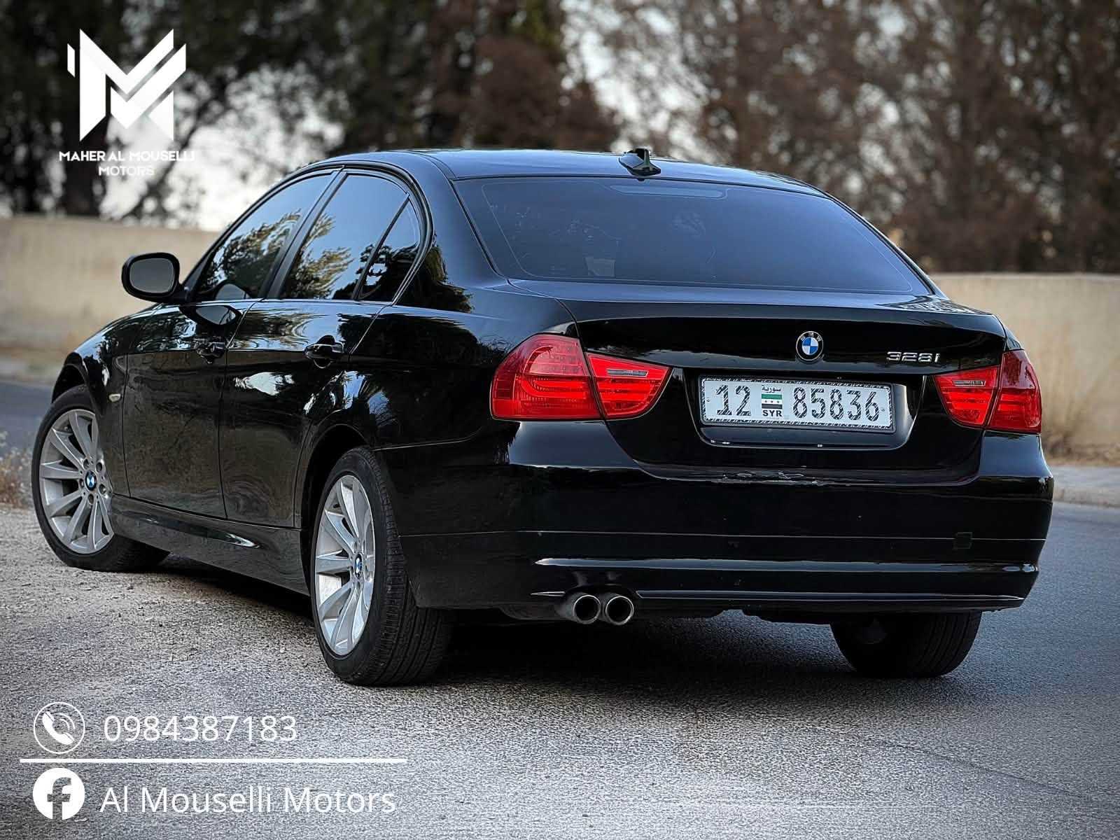 BMW 330 2011