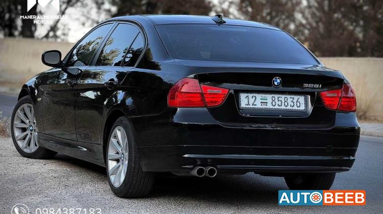 BMW 330 2011