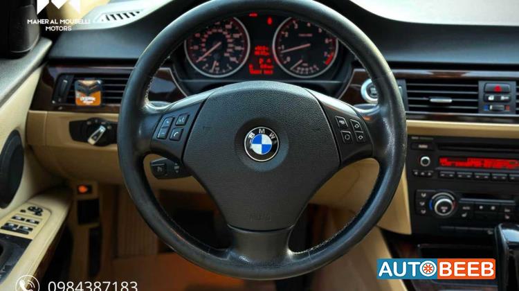 BMW 330 2011