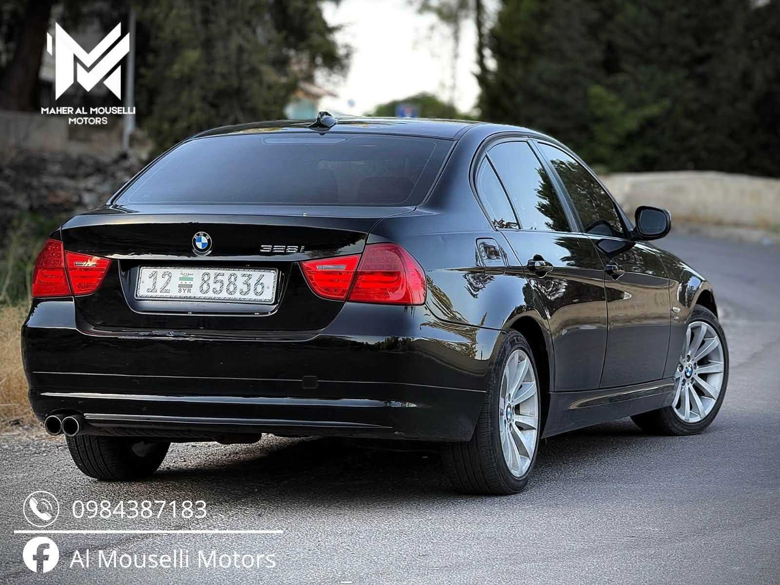 BMW 330 2011