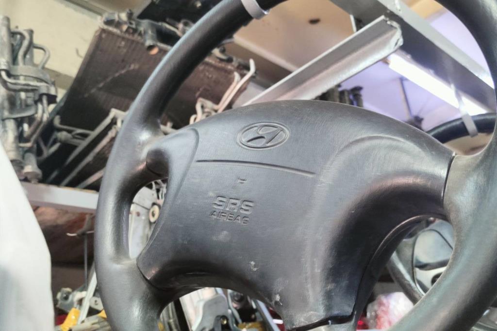 Cabin  Steering Wheel Hyundai Avante