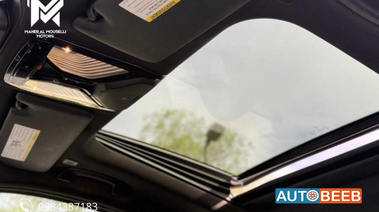 بي ام دبليو 330i 2020