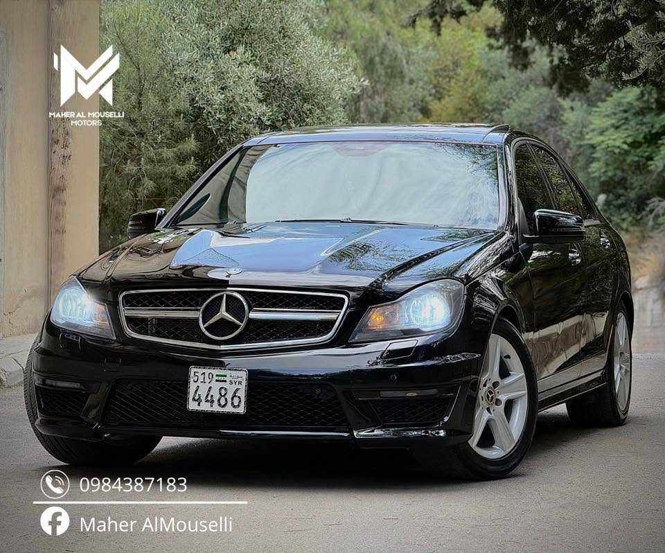 Mercedes Benz C300 2011