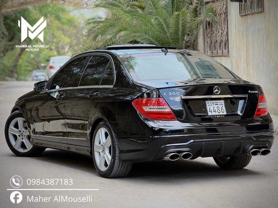 Mercedes Benz C300 2011