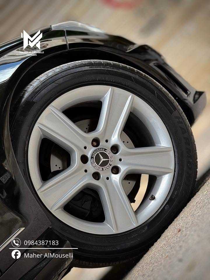 Mercedes Benz C300 2011